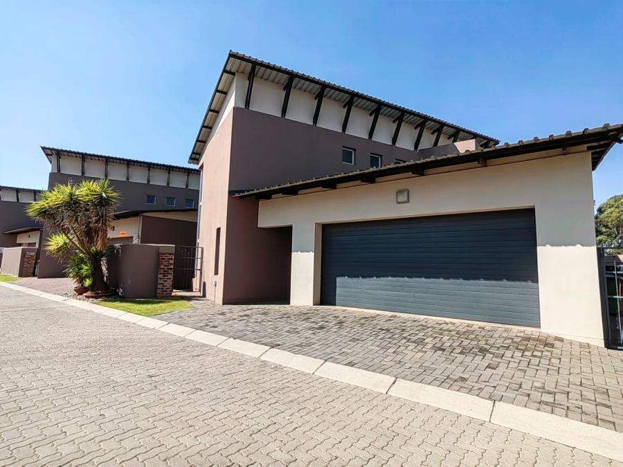 3 Bedroom Property for Sale in Baillie Park North West